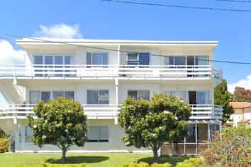 8/9 Marau Cres, Mission Bay