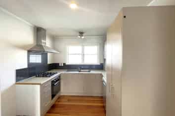 35 Bowater Place, Manurewa