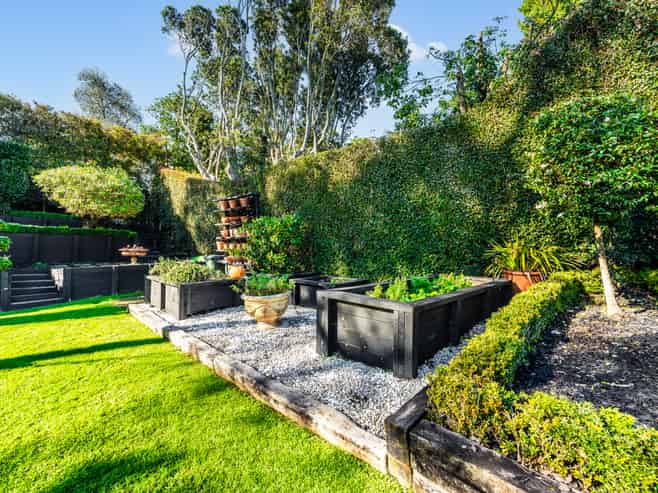 9 Wynsfield Garden, Saint Heliers