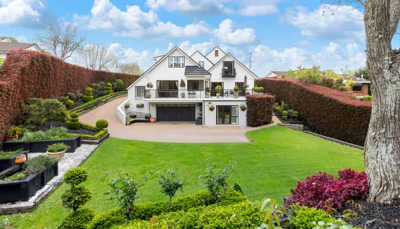 9 Wynsfield Garden, Saint Heliers