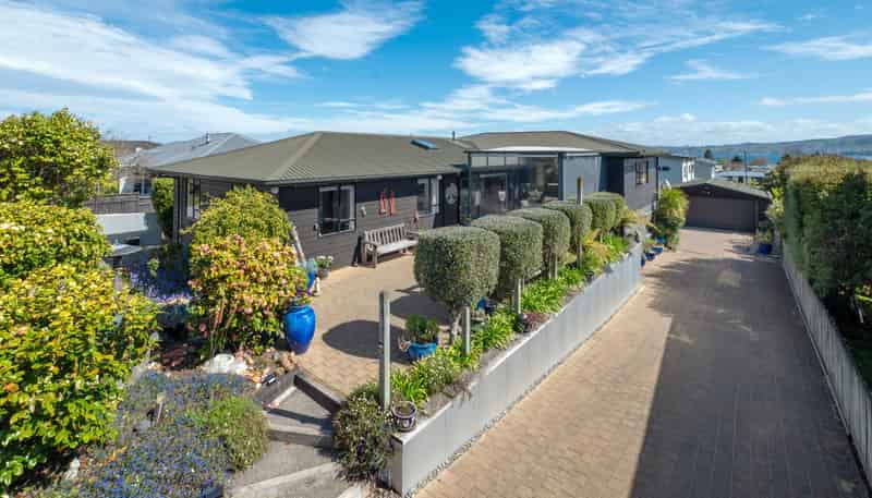 9 Gillies Avenue, Taupo