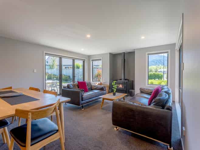 2/7 Keats Place, Hanmer Springs