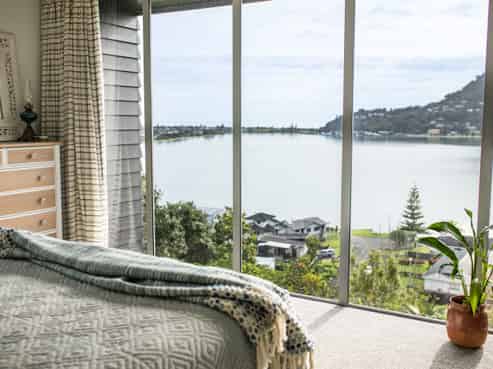 18 Pine Grove, Tairua