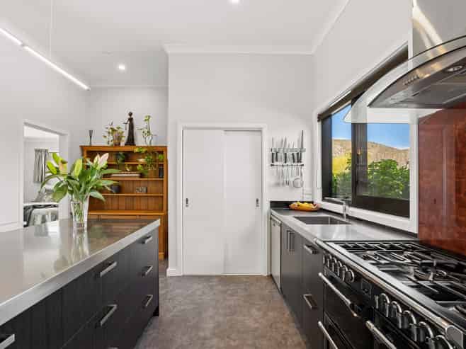 115 Lowburn Valley Road, Cromwell