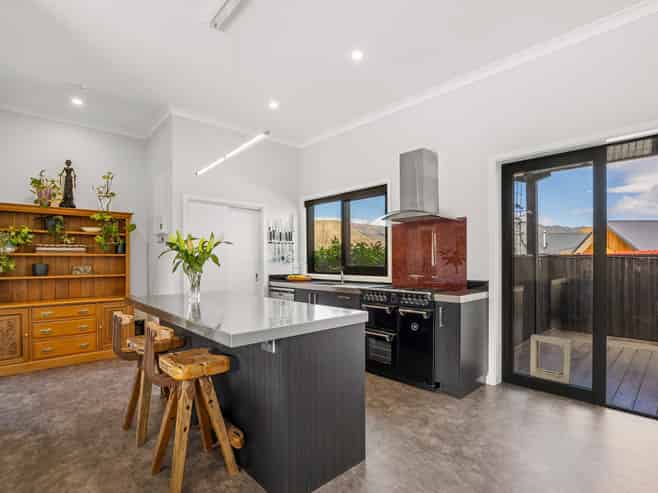 115 Lowburn Valley Road, Cromwell