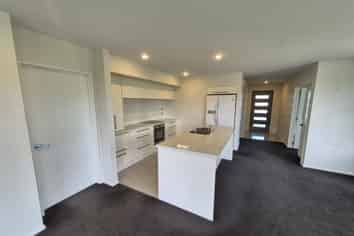 6 Lloyds Close, Rolleston