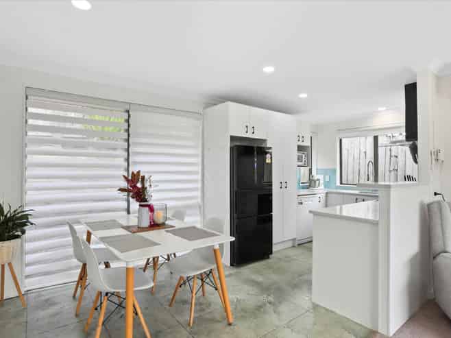 1B Duncan Avenue, Te Atatu South