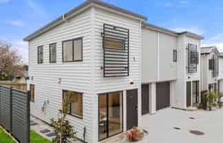 1-4/311 Albany Highway, Rosedale