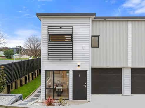 1-4/311 Albany Highway, Rosedale