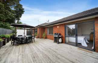 17A Callis Avenue, Opaheke