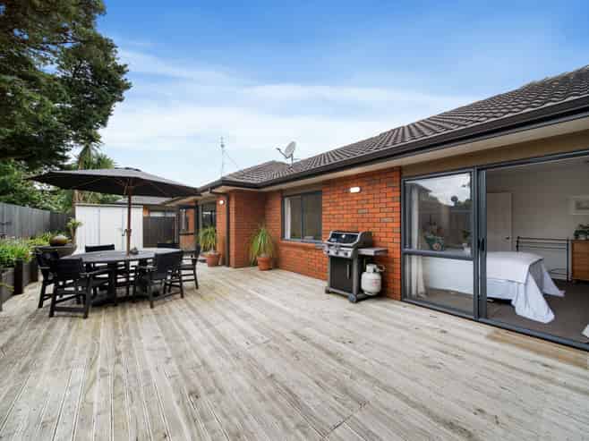 17A Callis Avenue, Opaheke