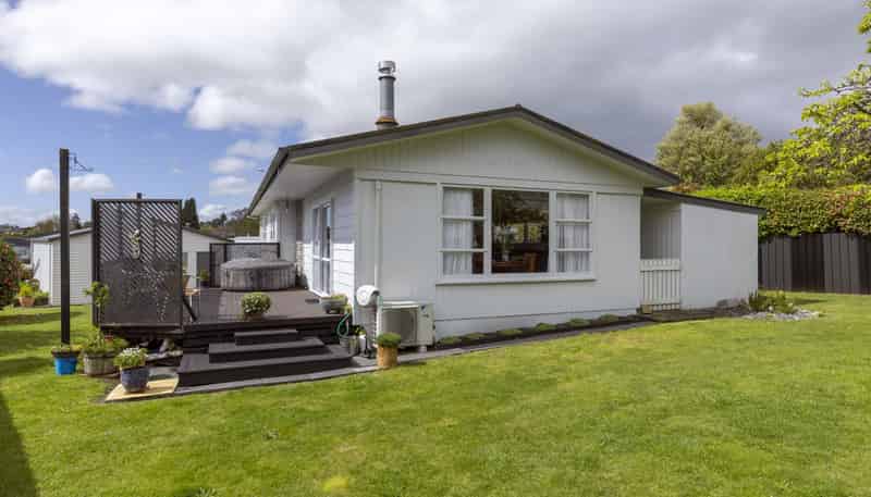 10 Green Place, Richmond Heights