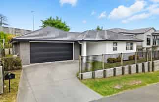 5 Kihona Rise, Pyes Pa