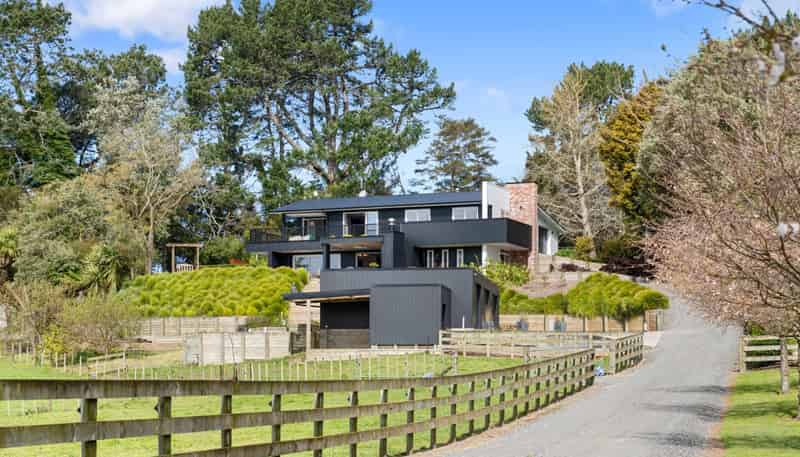2948 Arapuni Road, Pukeatua
