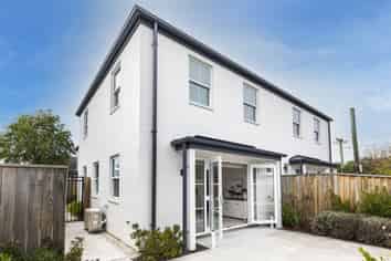 2B Westby Street, Waltham