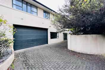 3/78 Waiatarua Road, Remuera