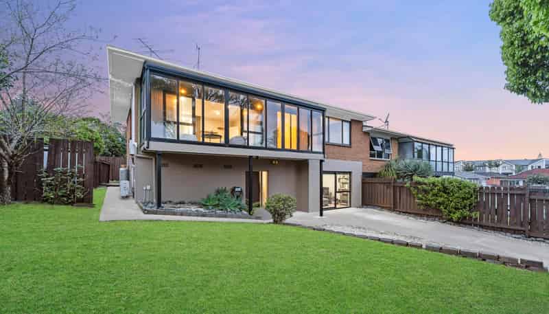 1/54 Luton Avenue, Sunnyhills