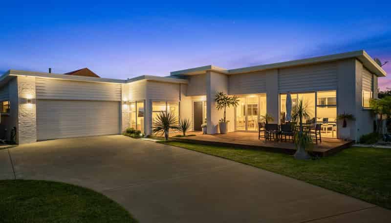 4 My Way, Mangawhai