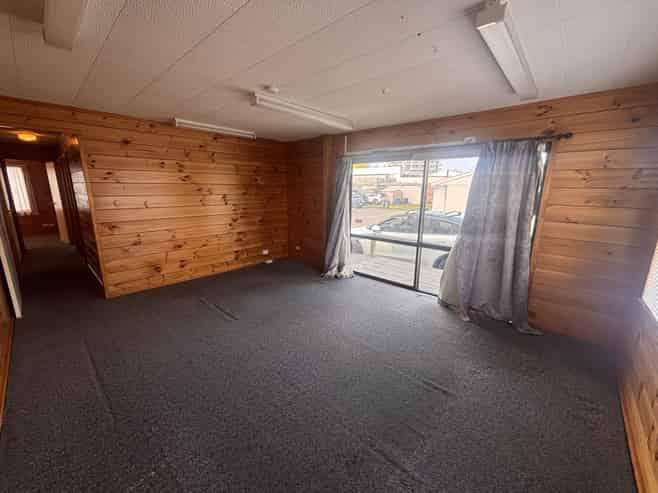 Standout opportunity | Affordable commercial space