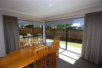 5 Siedeberg Drive, Flat Bush