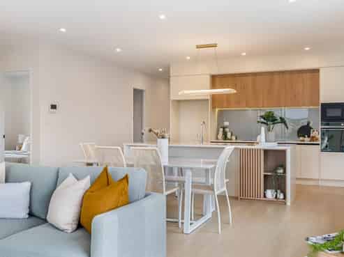 18 Taurangawaka Road, One Tree Point