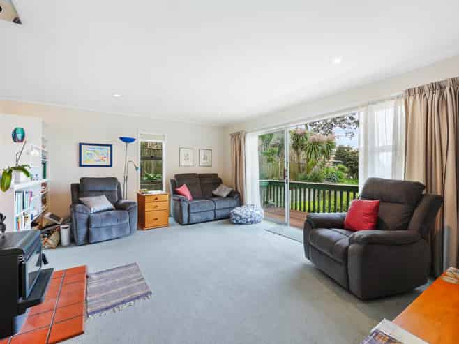 37 Haseler Crescent, Howick