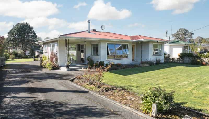 69 Great North Road, Waipawa