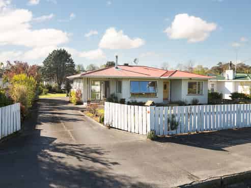 69 Great North Road, Waipawa