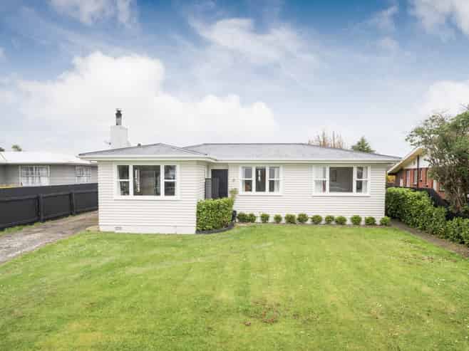 17 Alexander Street, Awapuni