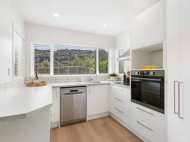 17 Hunt Place, Albert Town