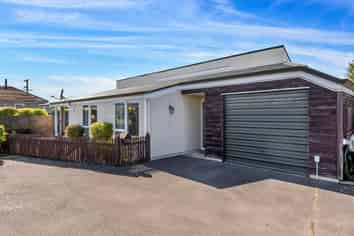 182G Bay View Road, South Dunedin