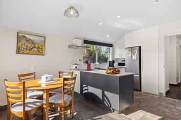 182G Bay View Road, South Dunedin