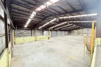 High-Powered East Tamaki Facility | 2,595 m2