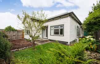 85A Monrad Street, Highbury