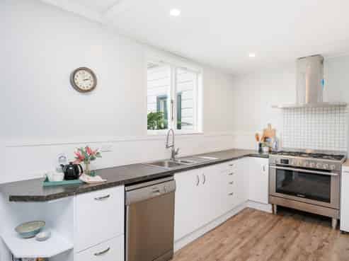 85A Monrad Street, Highbury