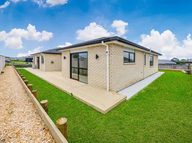 10 Okohaka Avenue, Glenbrook