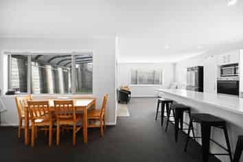 7 Retallick Place, Flagstaff