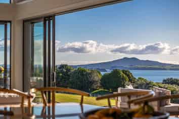 62 Park Point Drive, Oneroa