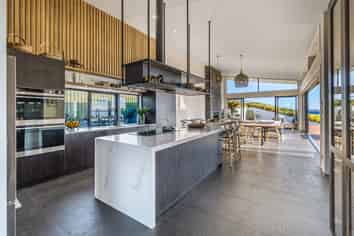 62 Park Point Drive, Oneroa