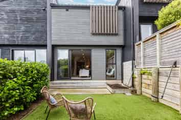 11/80 Seatoun Heights Road, Seatoun