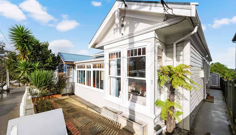 7 Chilka Street, Berhampore