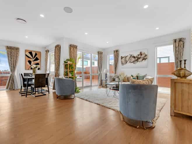 60B Staveley Avenue, Hillsborough