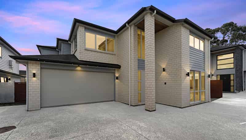 60B Staveley Avenue, Hillsborough