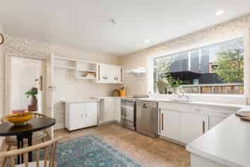 30 Bryndwr Road, Fendalton
