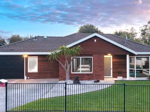 62 Burswood Drive, Burswood