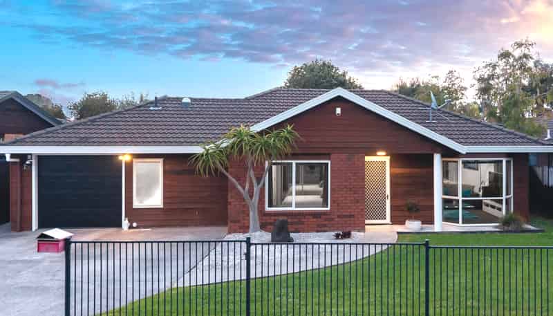 62 Burswood Drive, Burswood