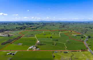 911 Kakaramea Road, Ngahinapouri