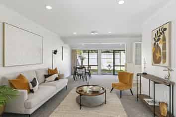 6/42 Main Road, Tawa