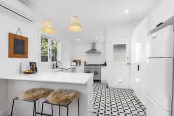 5 Adams Terrace, Aro Valley
