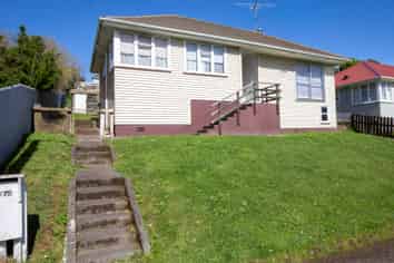 172 Champion Street, CANNONS CREEK